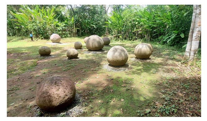 Stone Spheres of Diquis (Finca 6)