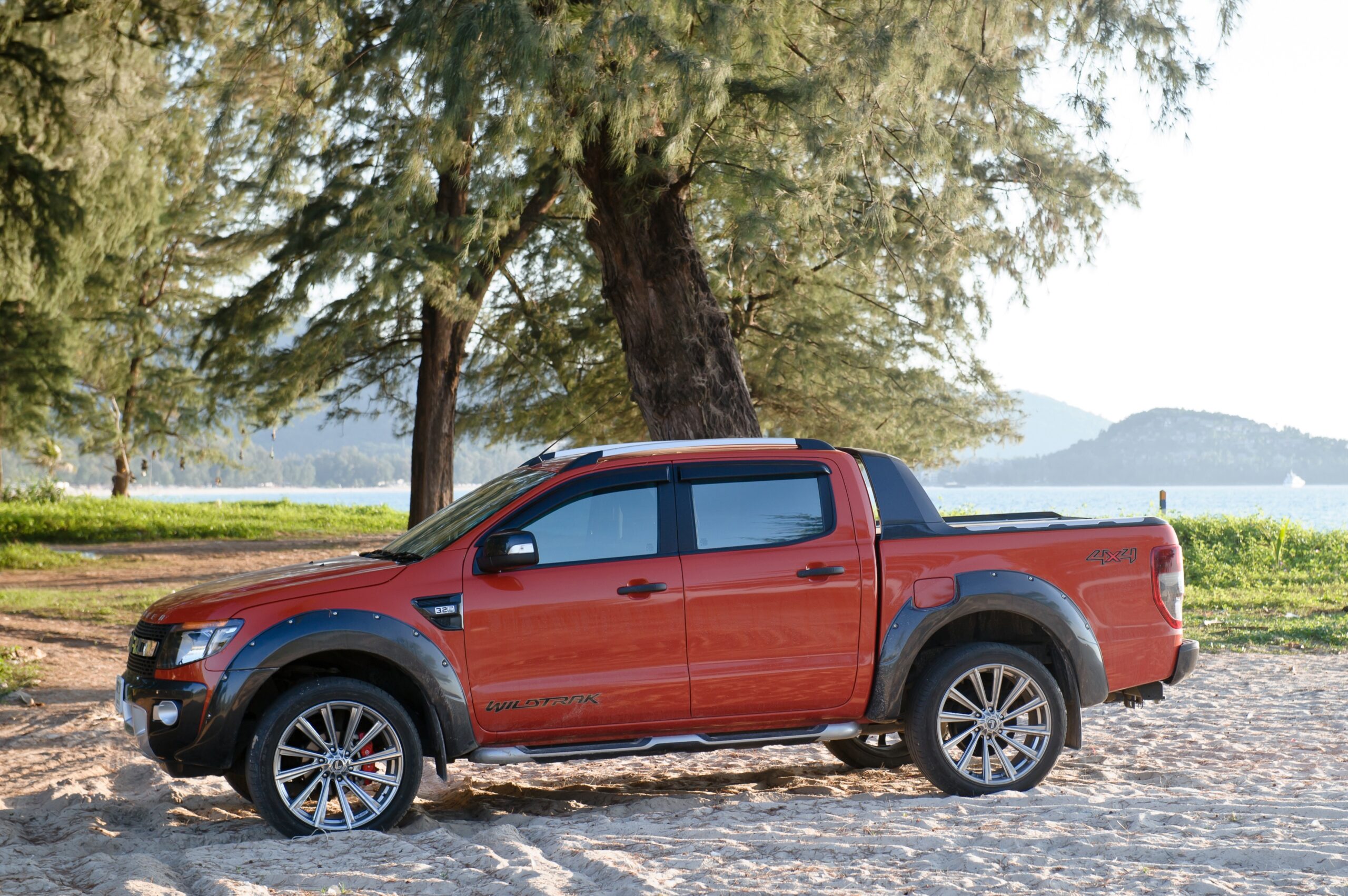 Featured image for “Driving in Costa Rica: Rules, Fines, and What to Do in an Accident”